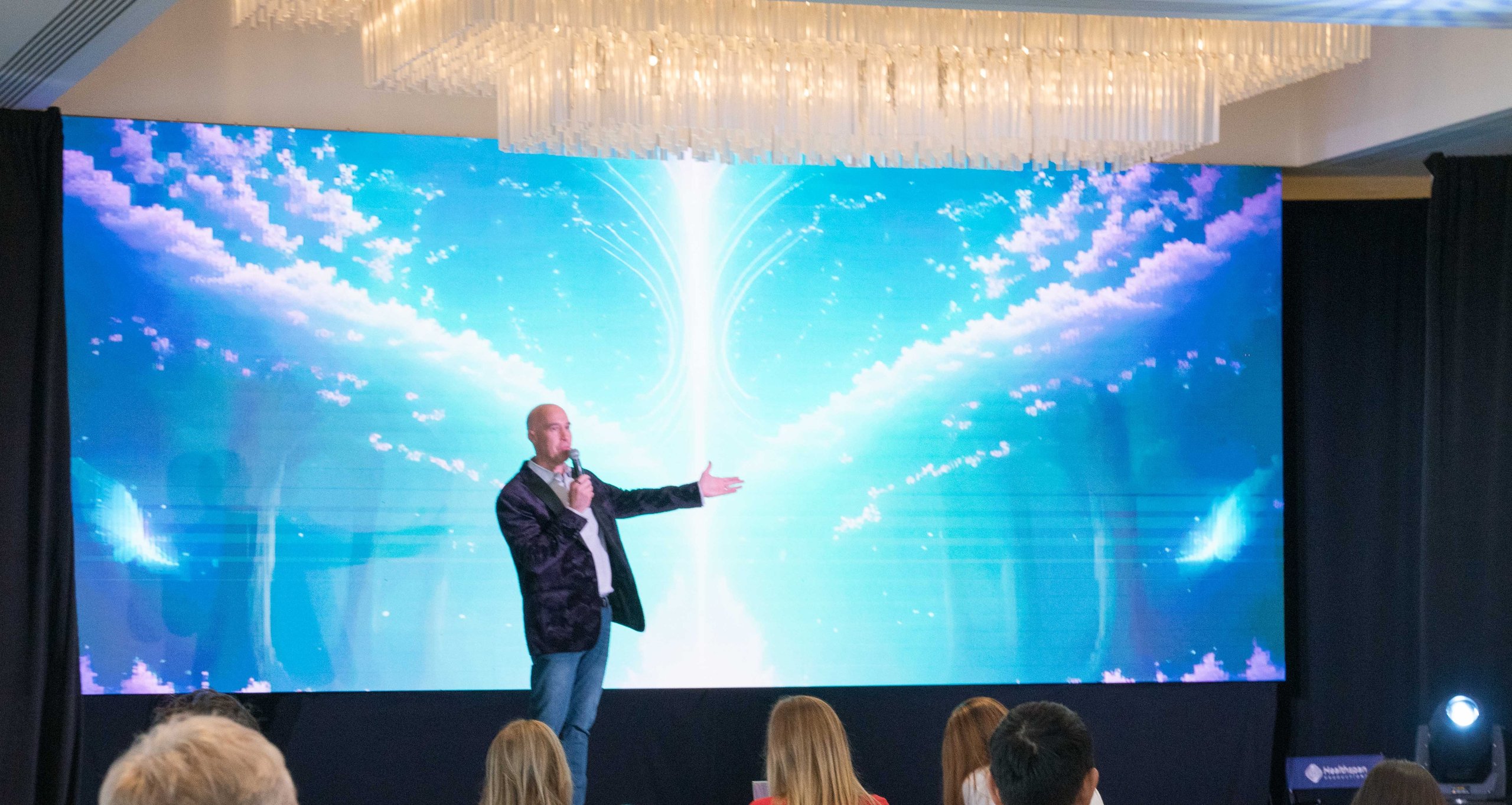 A speaker presenting on the Healthspan Summit main stage